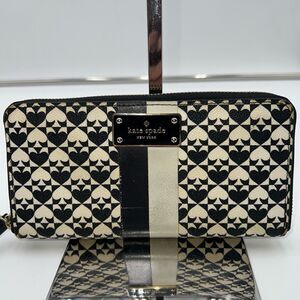 Kate‎ Spade New York Neda Penn Place zip-around continental wallet.